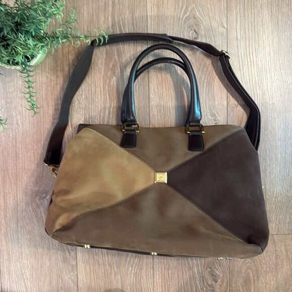 DIANE VON FURSTENBERG DVF FAUX SUEDE TRIPLE COMPARTMENT TRAVEL OVERNIGHT BAG EUC - Picture 2 of 14